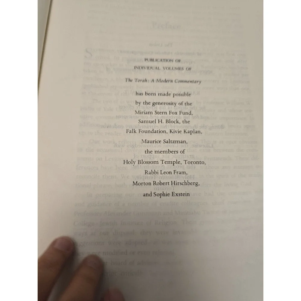 The Torah: A Modern Commentary Gunther Plaut English and Hebrew Edition 1981